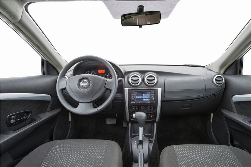 2013 Nissan Almera