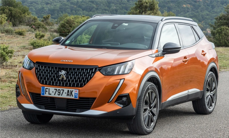 PEUGEOT 2008 compact SUV