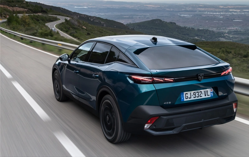 Peugeot 408