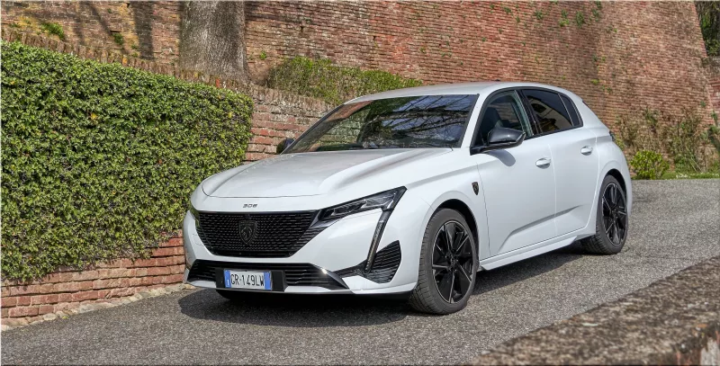 Peugeot e-308