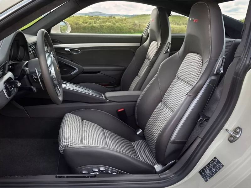 Porsche 911 50 Years Edition interior
