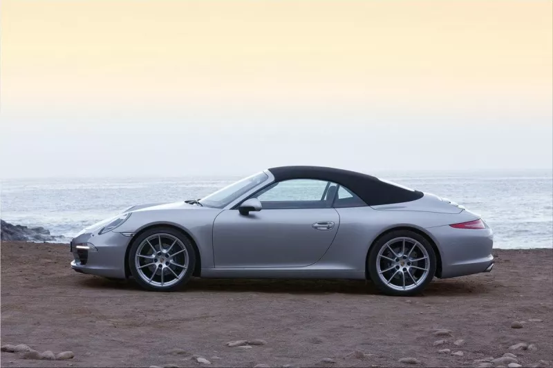 Porsche 911 Carrera Cabriolet
