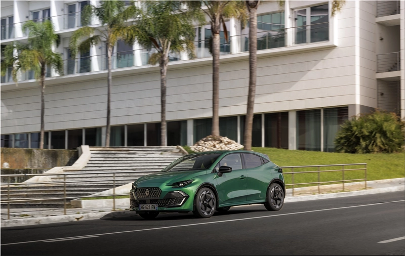 Renault Clio E-Tech 160