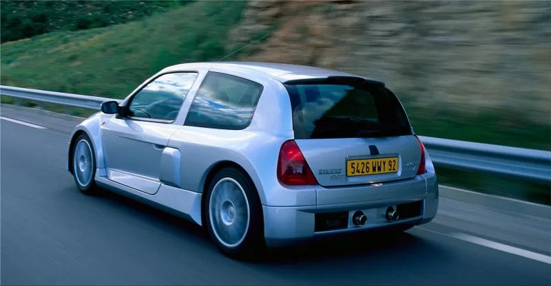 Renault Clio V6