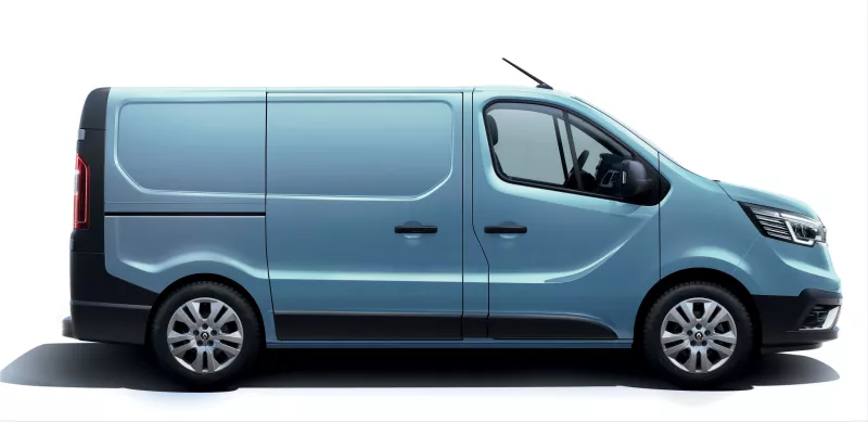 Renault Trafic medium van
