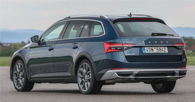 Skoda Superb Scout