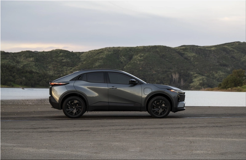 Toyota C-HR Electric SUV 2026
