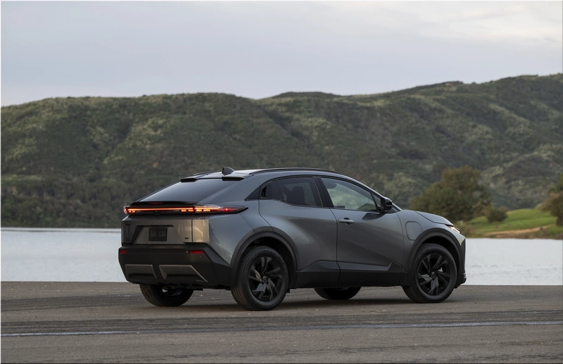 Toyota C-HR Electric SUV 2026
