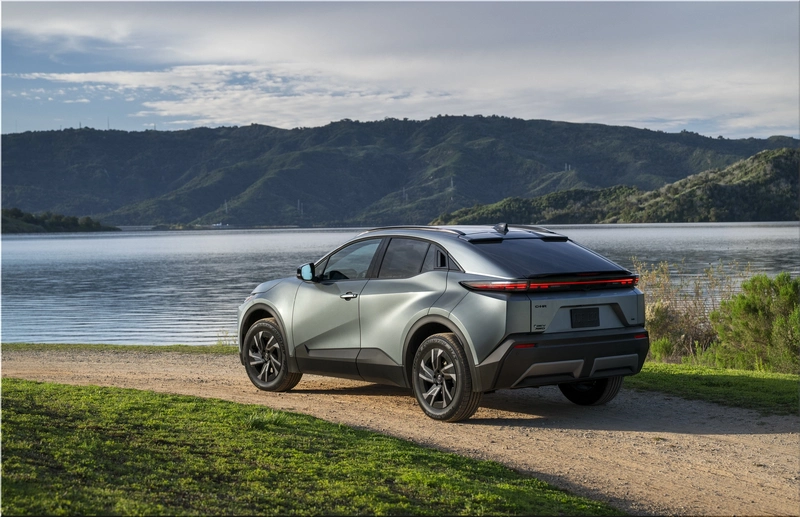 Toyota C-HR Electric SUV 2026