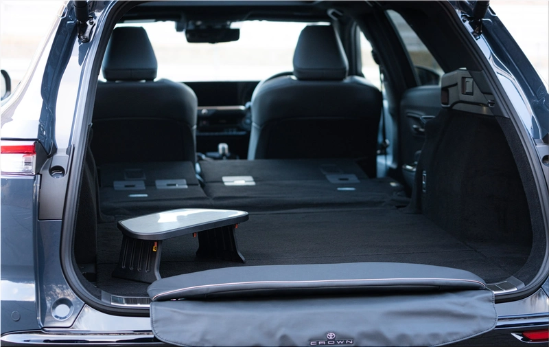 Toyota Crown Estate