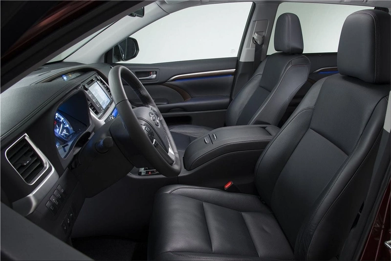 Toyota Highlander interior