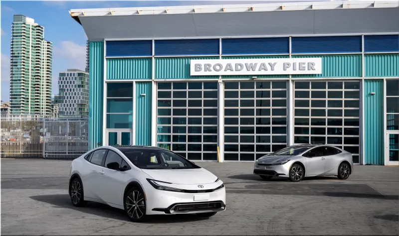 Toyota Prius Nightshade