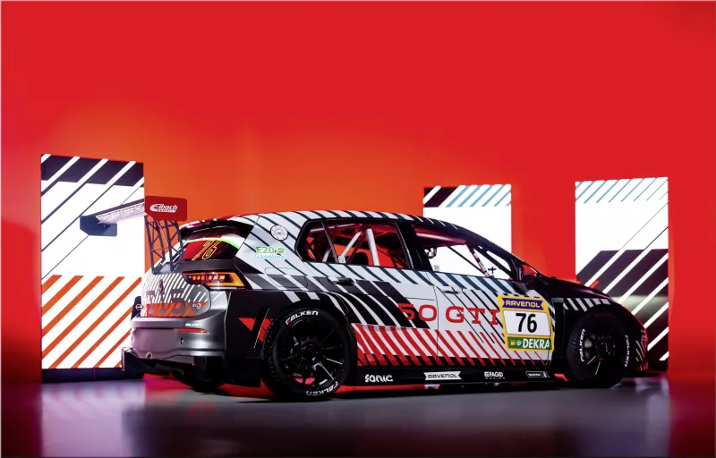 VW Golf GTI EDITION 50