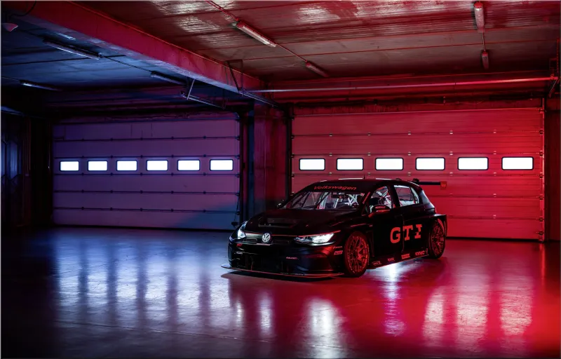 VW Golf GTI EDITION 50