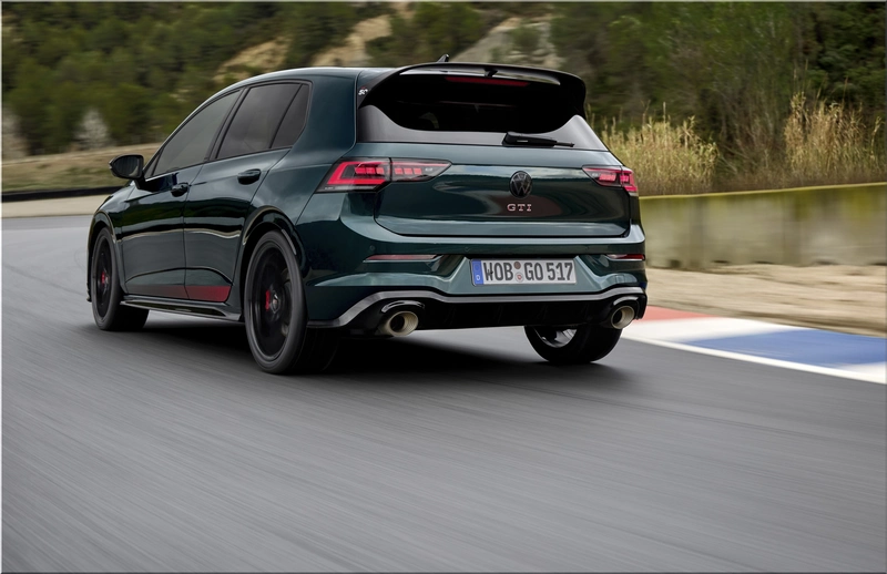 VW Golf GTI Edition 50