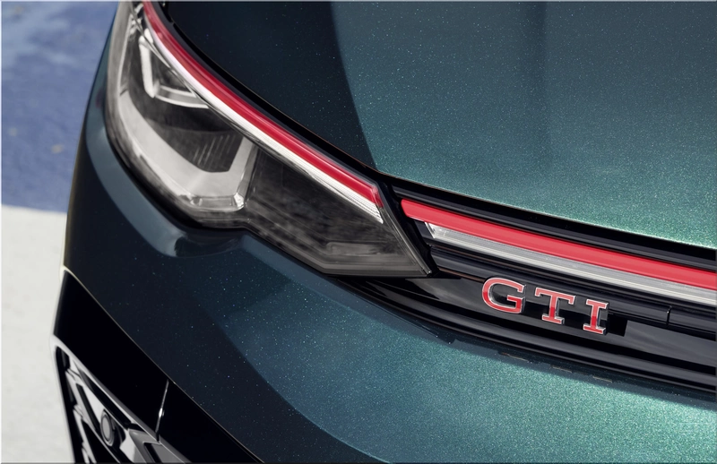 VW Golf GTI Edition 50