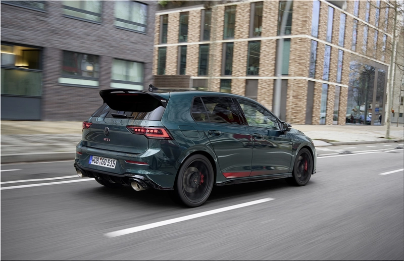 VW Golf GTI Edition 50