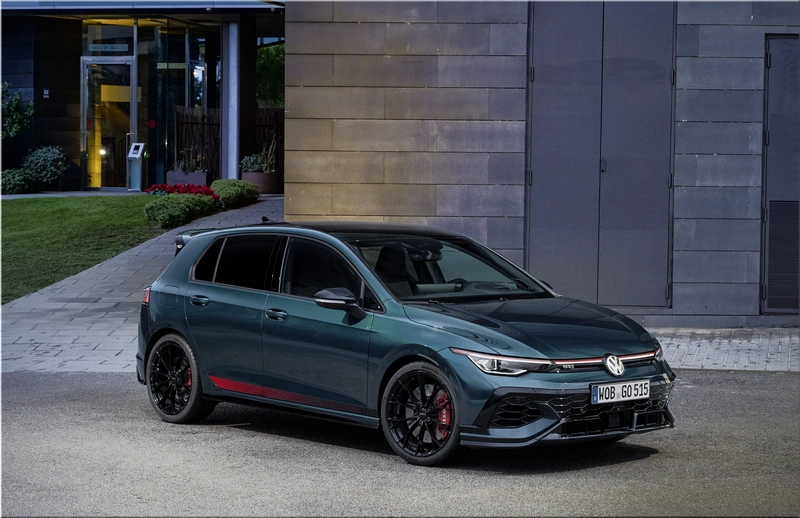 VW Golf GTI Edition 50