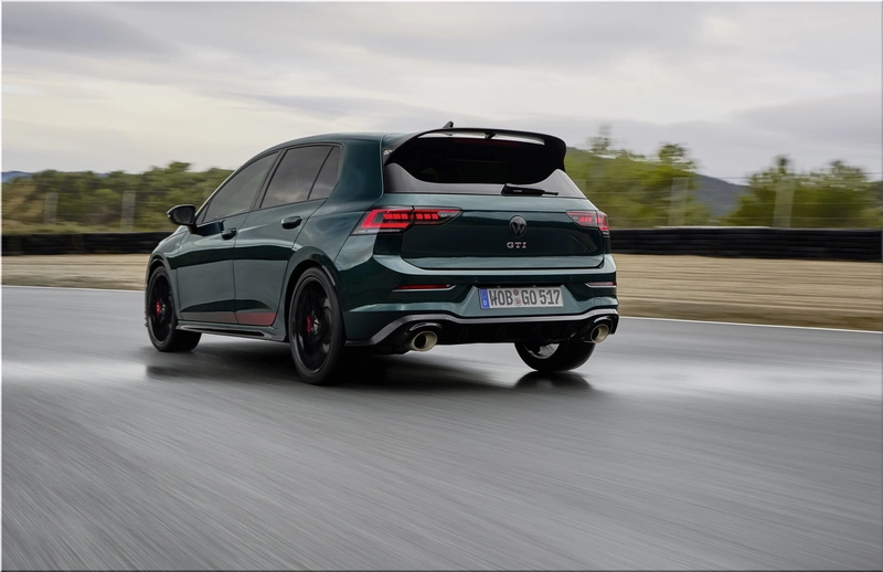 VW Golf GTI Edition 50
