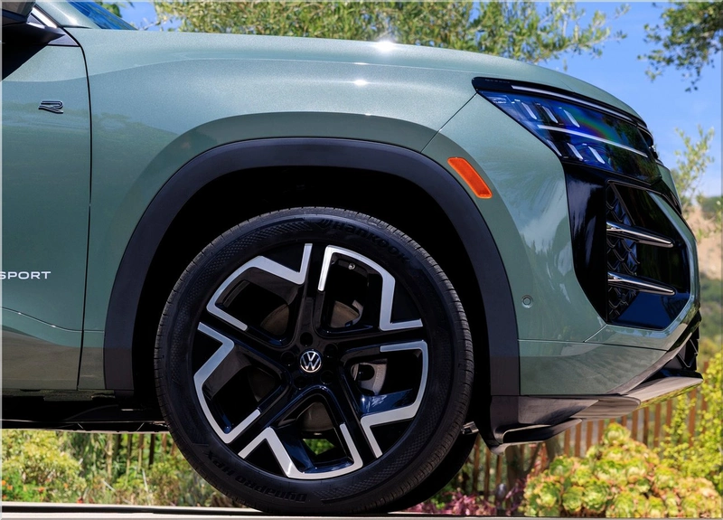 Volkswagen Atlas Cross Sport