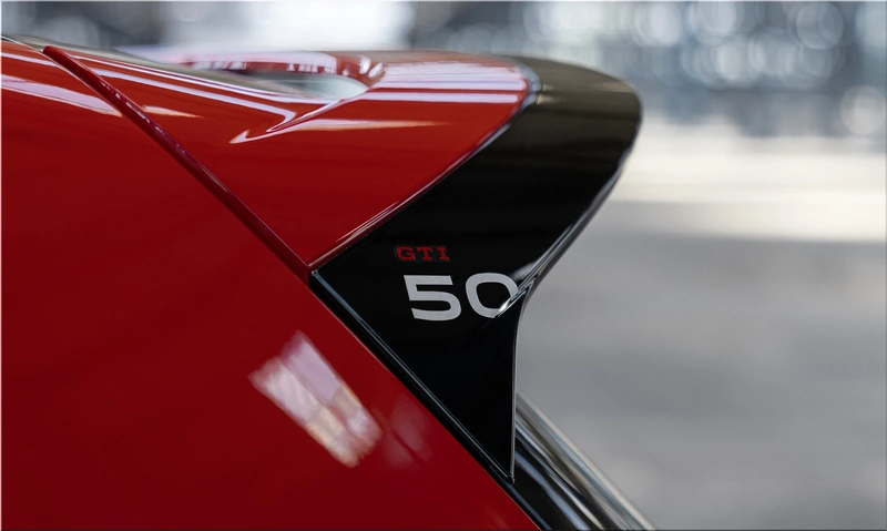 Volkswagen Golf GTI Edition 50