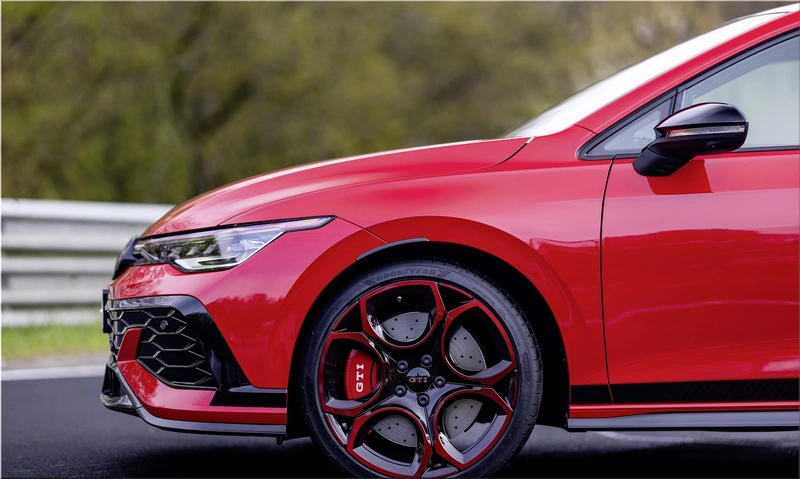 Volkswagen Golf GTI