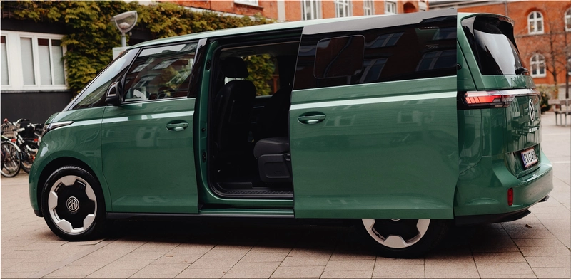 Volkswagen ID. Buzz 7-Seater Electric Van