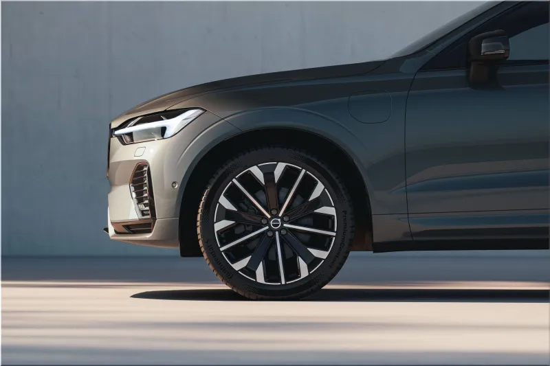 2025 Volvo XC60