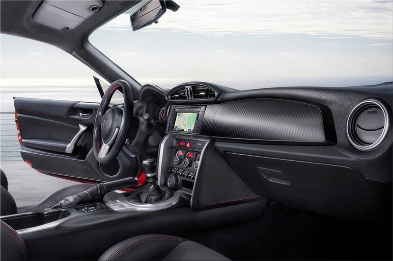 Toyota GT 86 interior