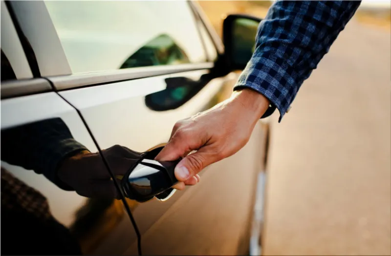 Dubai luxury car rental