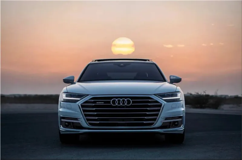 Dubai luxury car rental