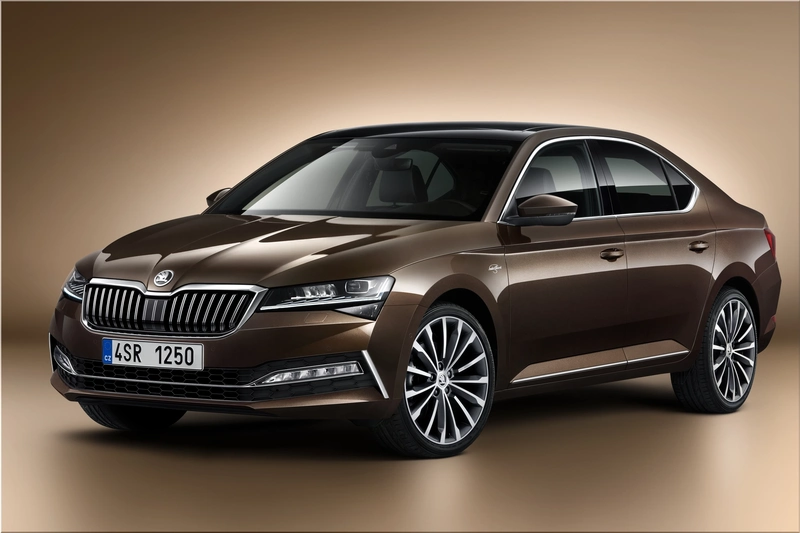 Skoda Superb Hatch Plug-In Hybrid