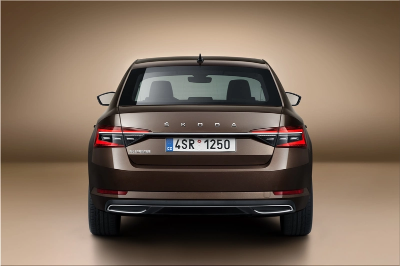 Skoda Superb Hatch Plug-In Hybrid
