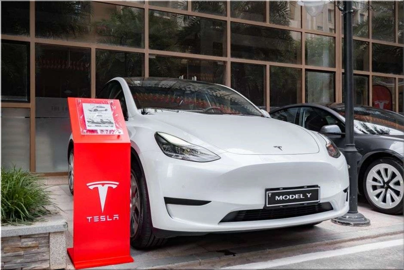 Tesla Model Y parked outdoors for a new owner guide