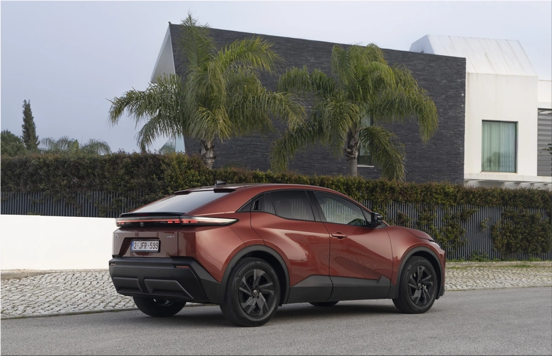Toyota C-HR+ electric