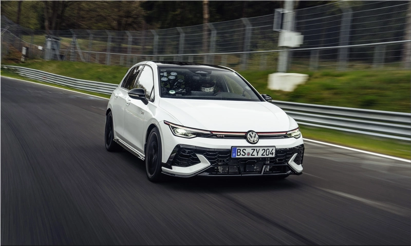 Volkswagen Golf GTI Edition 50