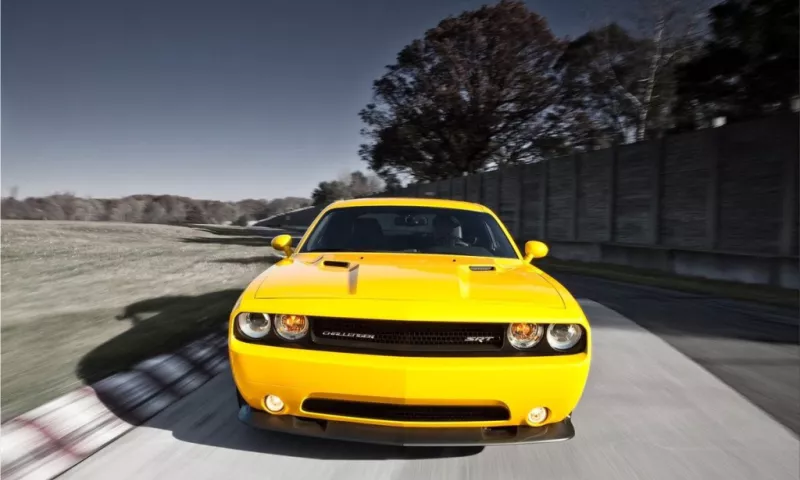 Dodge Challenger SRT8 392 Yellow Jacket
