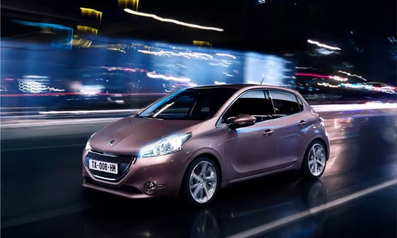 Peugeot 208