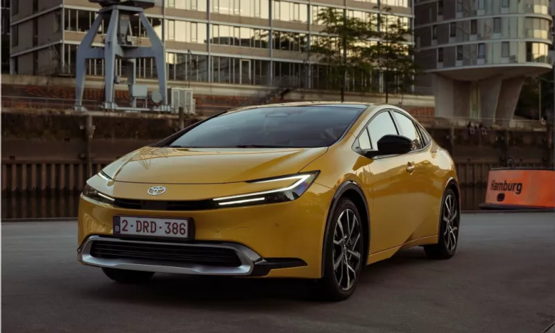2023 Toyota Prius Plug-in Hybrid: A Smart Choice for Eco-Conscious Drivers?