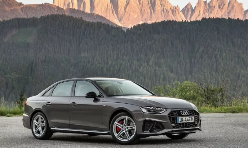 Audi A4 restyled from 33,600 euros