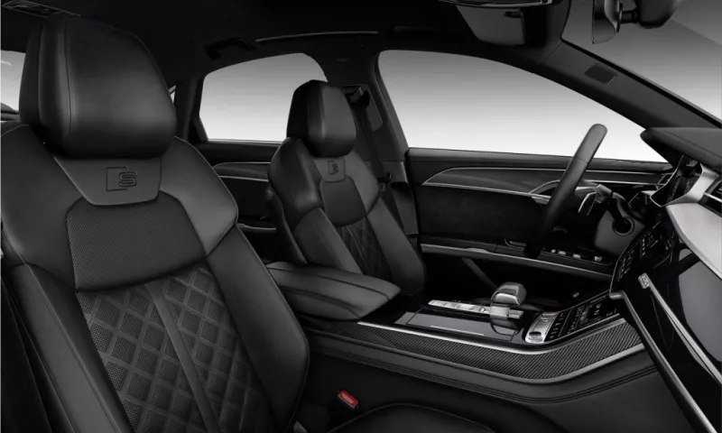 Audi S8