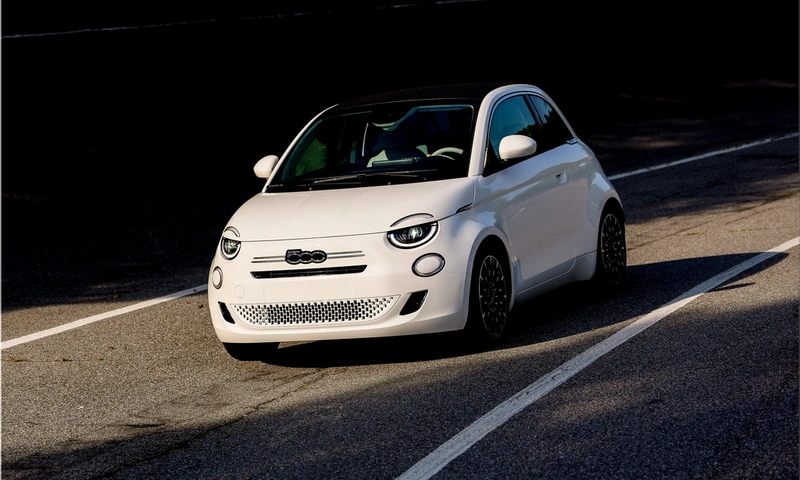 2026 Fiat 500 Hybrid Launches with $20K Price Target