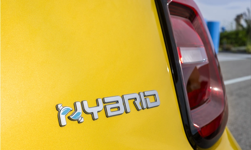 Fiat 500 Hybrid returns in 2026 with efficient city driving