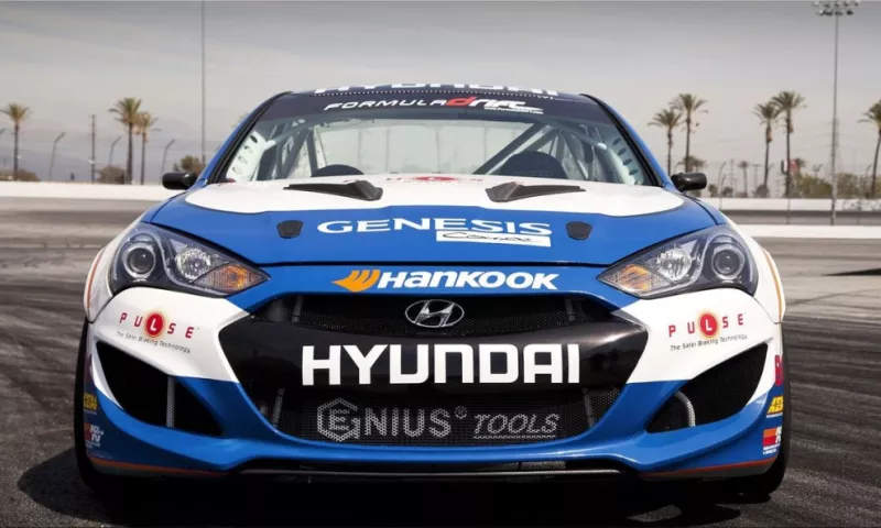 Hyundai RMR Genesis Coupe 2013