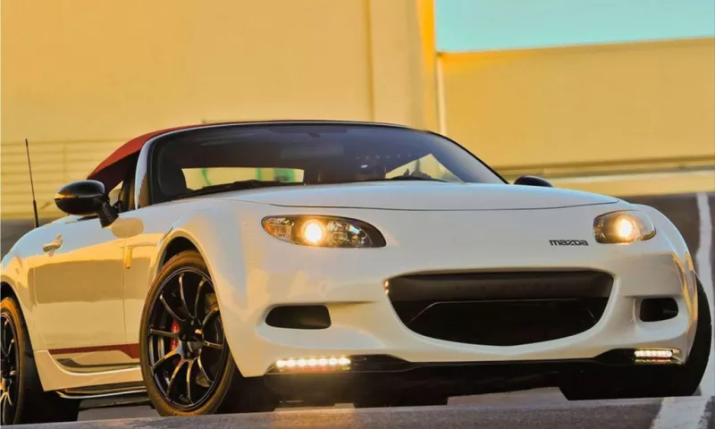 Mazda MX-5 Spyder