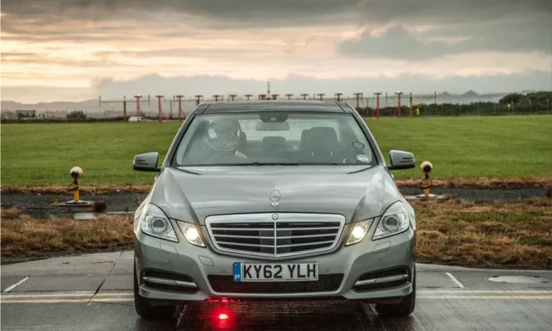 Mercedes-Benz E300 BlueTEC HYBRID