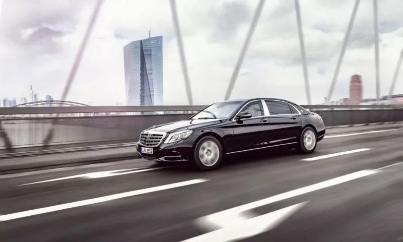 Mercedes-Maybach S600 Pullman Guard can withstand bullets and explosions