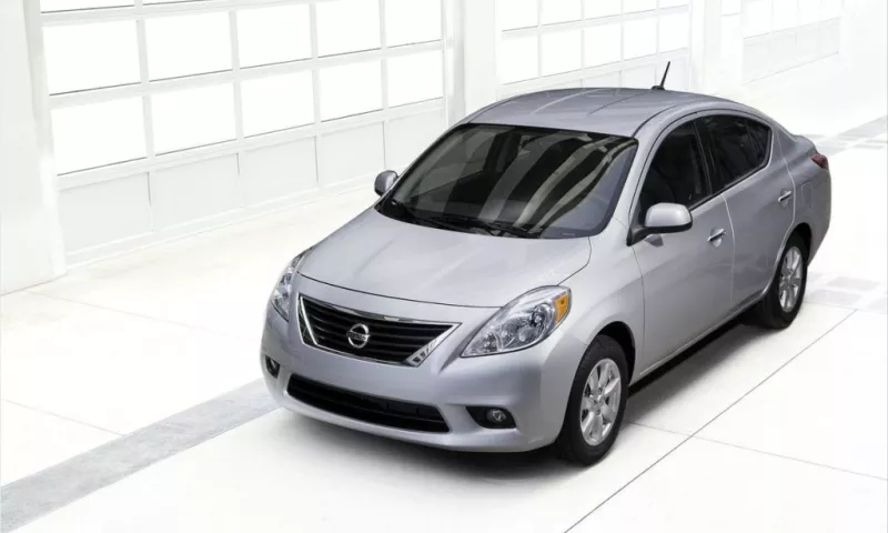 Nissan Versa Sedan - 2012