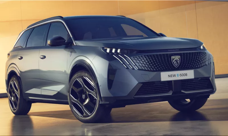 Peugeot e-5008 Electric SUV