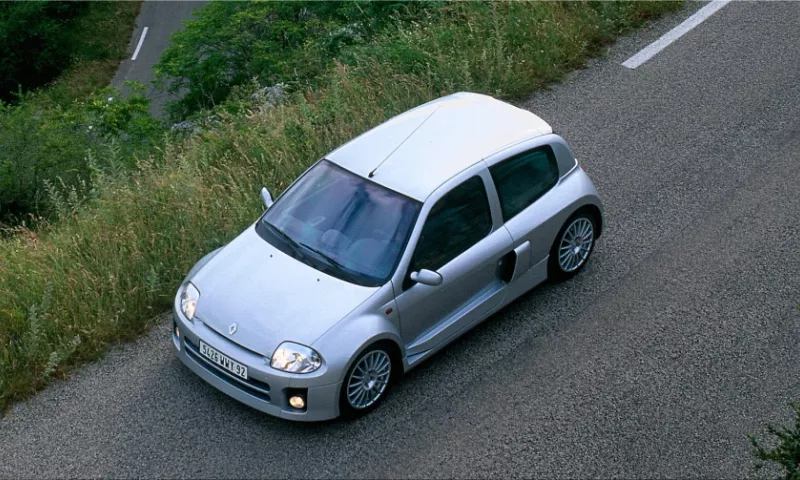 Renault Clio Sport V6